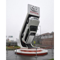 Объемная наружная реклама автомобиль Toyota